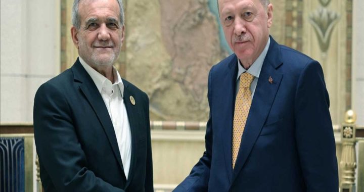 Ərdoğan Pezeşkianla telefonla danışdı