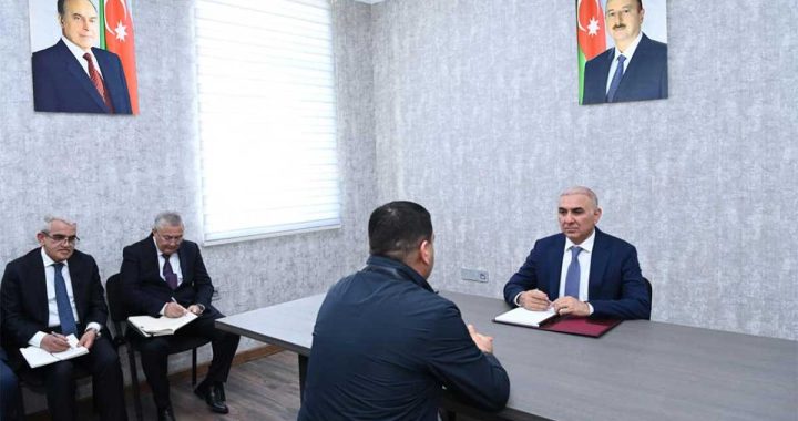 “Azərişıq” ASC-nin sədri Vüqar Əhmədov Şuşada vətəndaşları qəbul edib