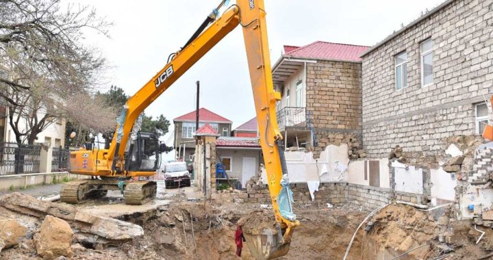 Bakıda kollektorların üzərndə 1600-ə yaxın tikili varmış