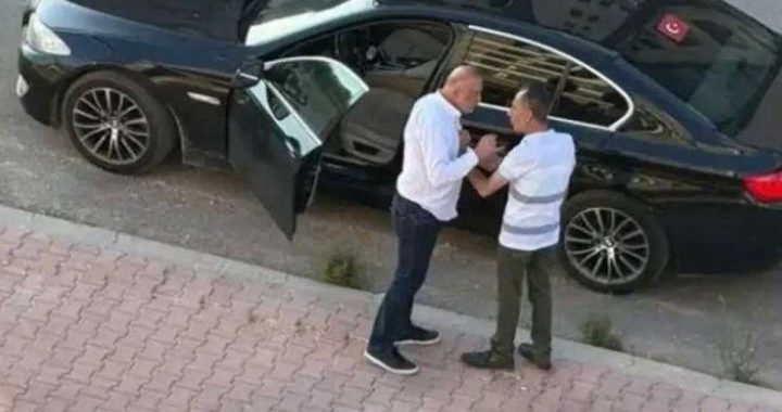 Türkiyədə deputatın bıçaqlanmasının DETALLARI